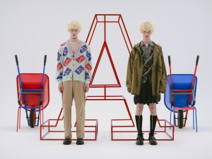 0_P004_amok000110_0621 